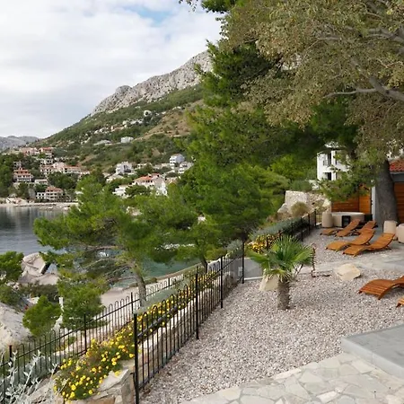 In With Sea View, Terrace, Air Conditioning, Wi-fi