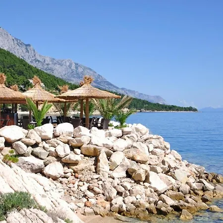 In With Sea View, Terrace, Air Conditioning, Wi-fi Apartment